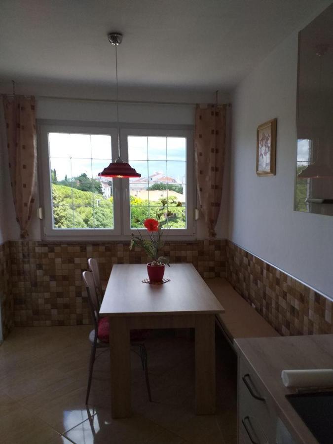 Popovic Apartment Pula Bagian luar foto