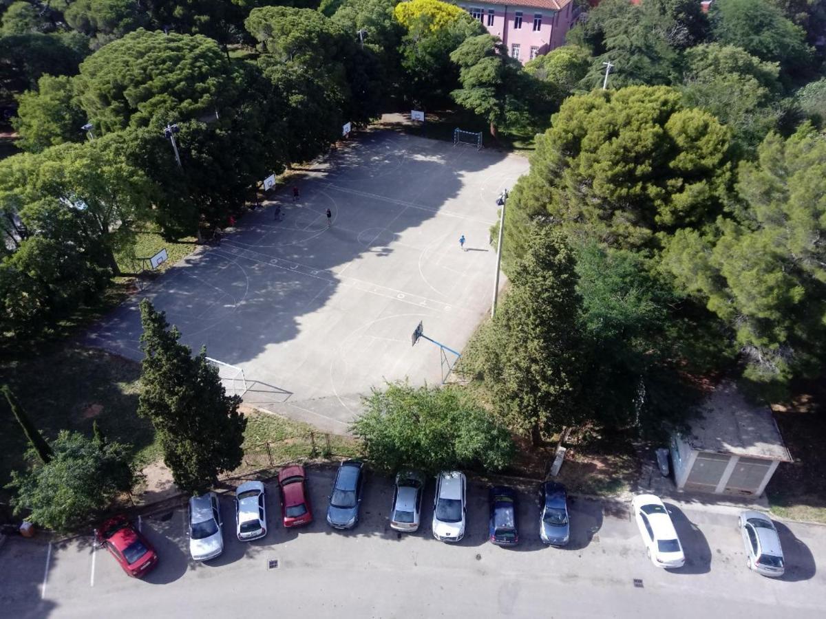 Popovic Apartment Pula Bagian luar foto