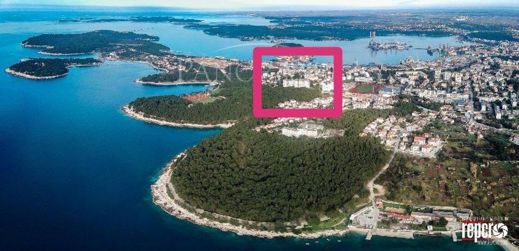 Popovic Apartment Pula Bagian luar foto