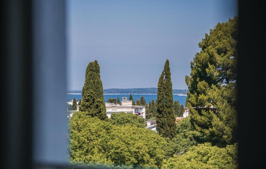 Popovic Apartment Pula Bagian luar foto